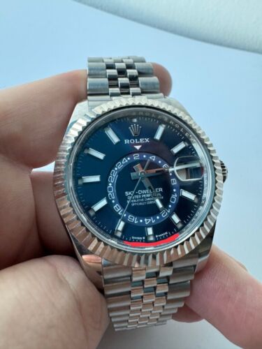 ROLEX SKY-DWELLER 336934 BLUE DIAL 2023 FULL SET MINT CONDITION WITH RECEIPT - Picture 12 of 12