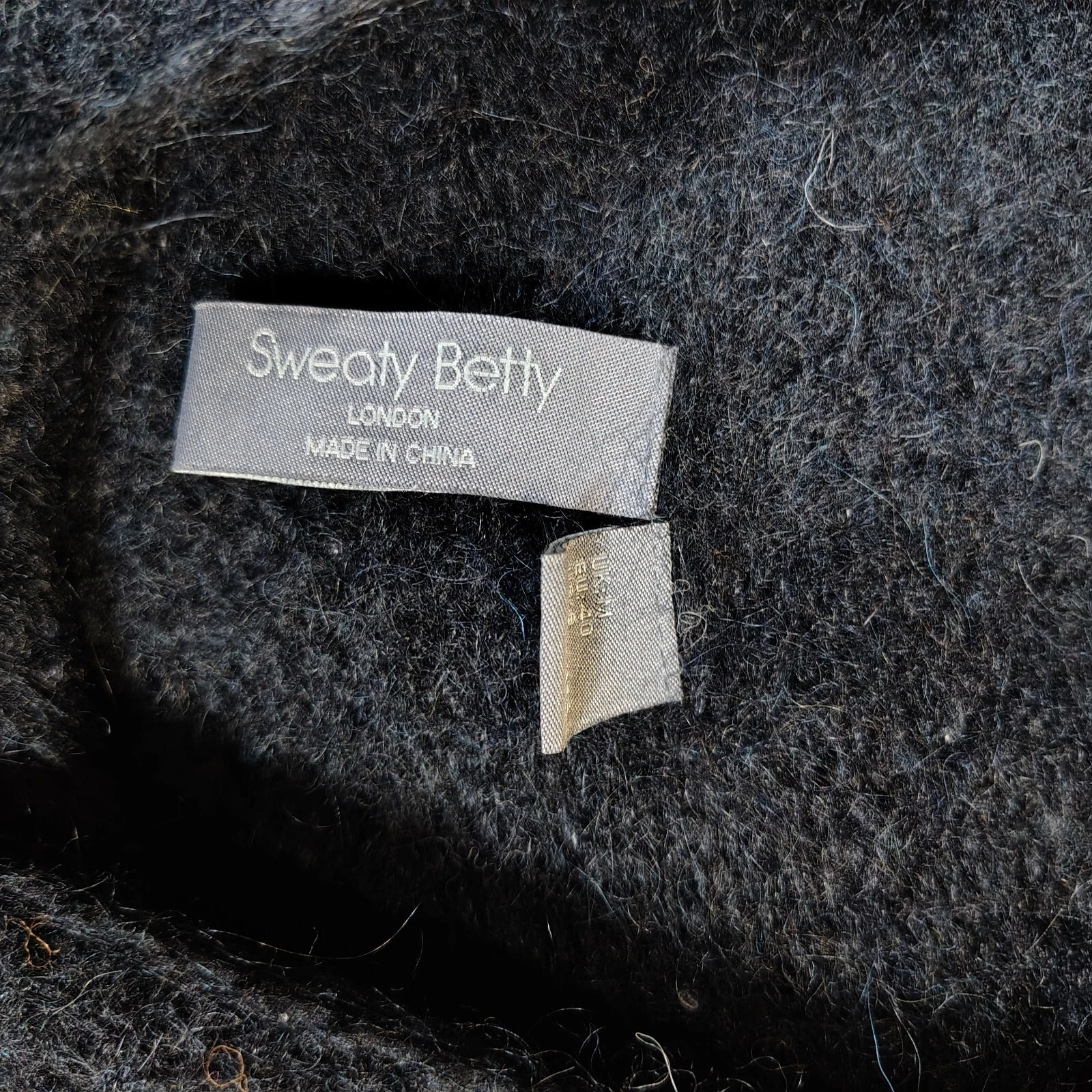 sweaty-betty ribbed knit long sleeve mock neck soft cozy sweater