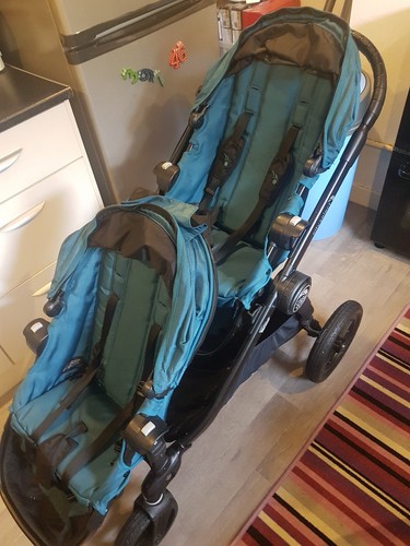 Double buggy pushchair used - Picture 4 of 12