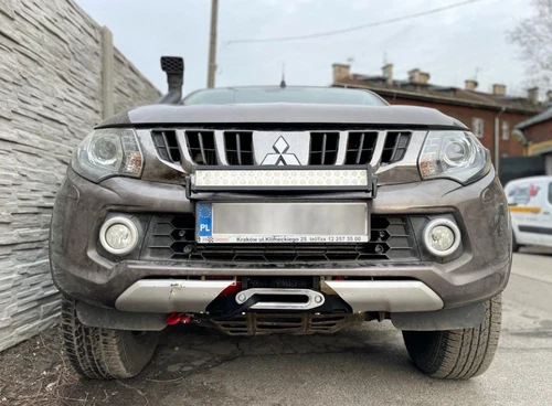 Winch Mounting Plate in Original Bumper for Mitsubishi L200 Triton 2015-2019
