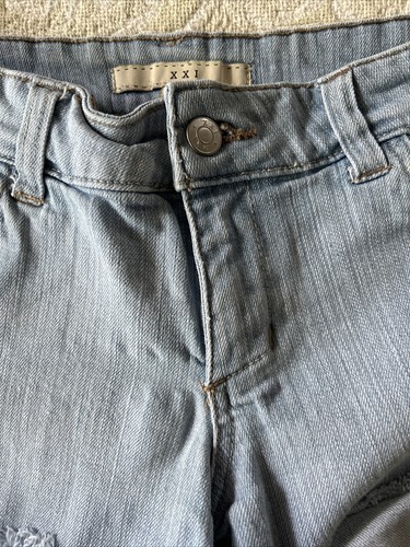 XXI Jean Shorts with Lace Pockets and distressed bottoms size 28 - Picture 2 of 6