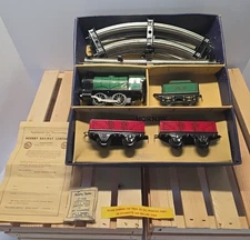 HORNBY TRAIN M0 GOODS SET