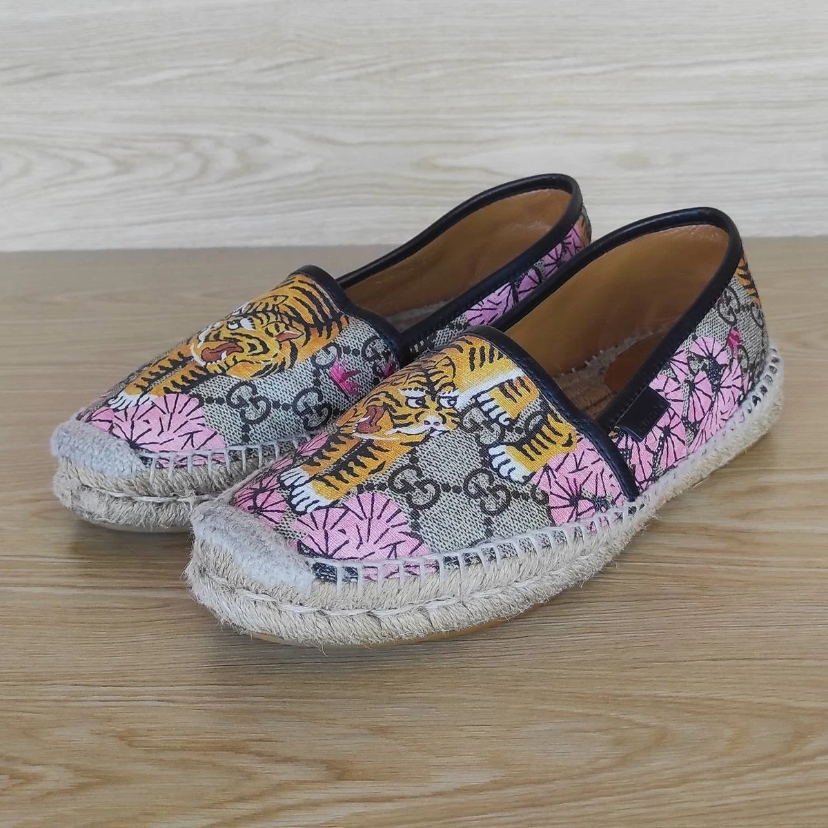Gucci Leather Upper Floral Flats for Women for sale | eBay