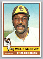 1976 TOPPS #520 WILLIE McCOVEY PADRES