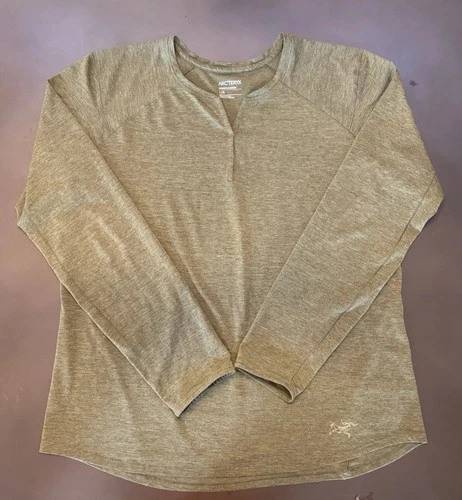 Arcteryx Shirt Womens Medium Olive/Green Kadem Henley Performance Long Sleeve L