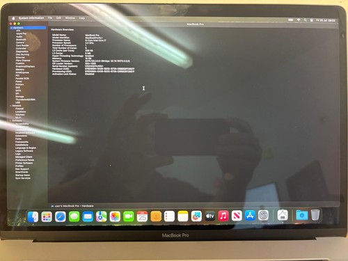 Apple MacBook Pro 15" A1990 Touch Bar 2018 2.2GHz Core i7 16GB 256GB GREY - Picture 2 of 9