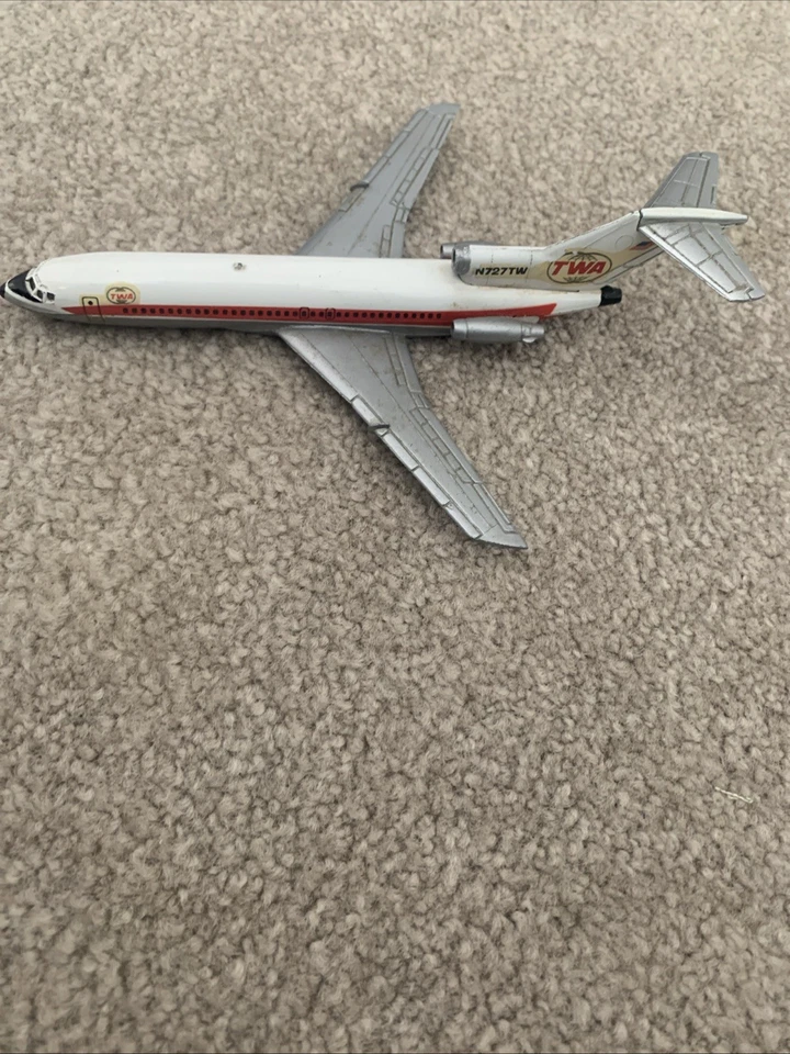 Vintage Aeromini Boeing 747 Airplane TWA N747TW  1:239 Scale Diecast - Image 2 of 4
