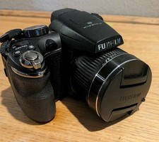 Fujifilm FinePix S3400 14MP Digital Bridge Camera 28x Optical Zoom - Tested