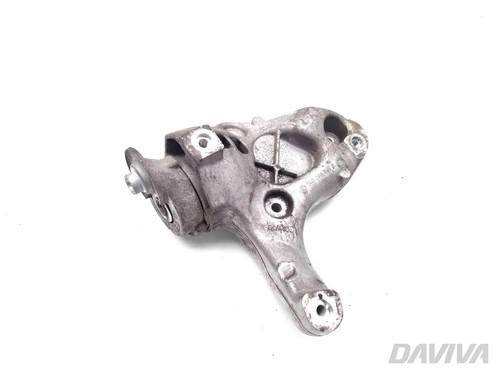 VW Golf Montagehalterung für Klimaanlagen-Kompressorpumpe 1.6 FSI Benzin 2006