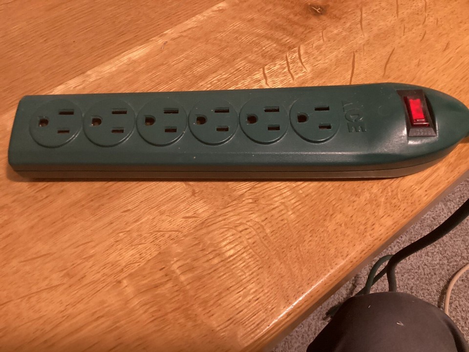 Ace Power Strip, Indoor Only, 6 Outlets, On/off Switch, 3 Foot Cord. | eBay
