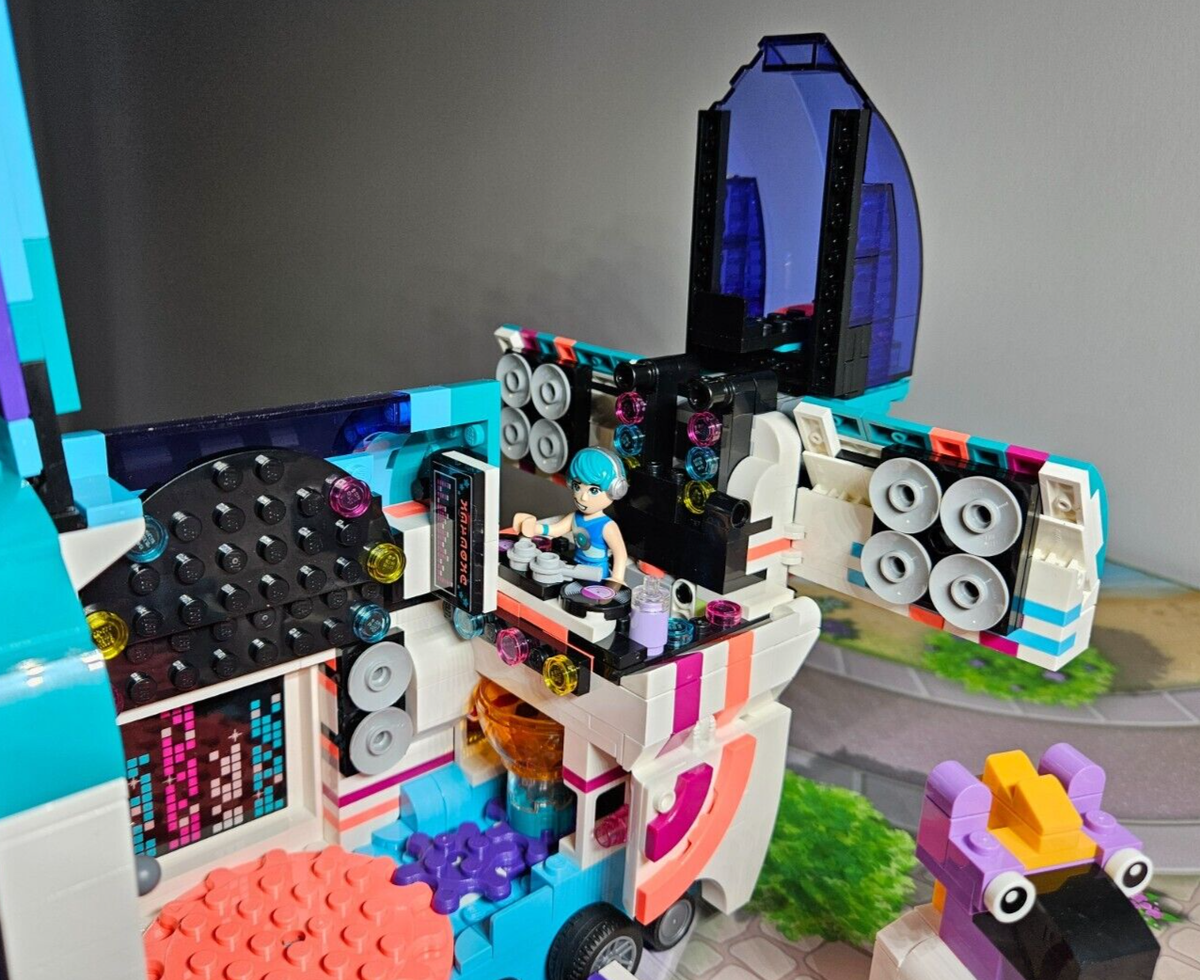 Game Argos Lego Movie Sets LEGO 70828 The Movie 2: Pop-Up Party