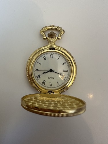 Chinese Style Painted Dragon Gold Quartz Pocket Watch - Picture 2 of 4