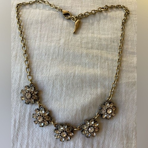 Chloe + Isabel Adorable Flowers Necklace - Picture 4 of 6