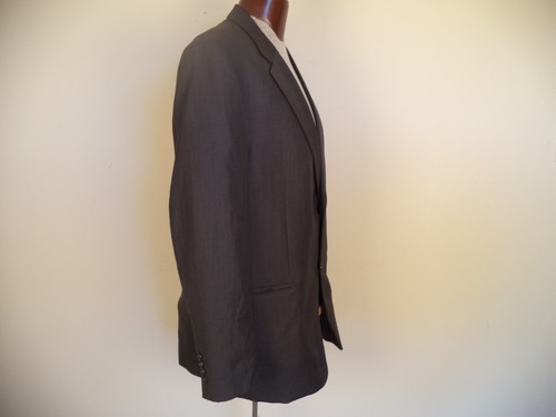 Men's Gray Albert Nipon Sport Coat/ Blazer. 44 L. 60% Wool/ 40% Silk. 2 Button. - Picture 4 of 12