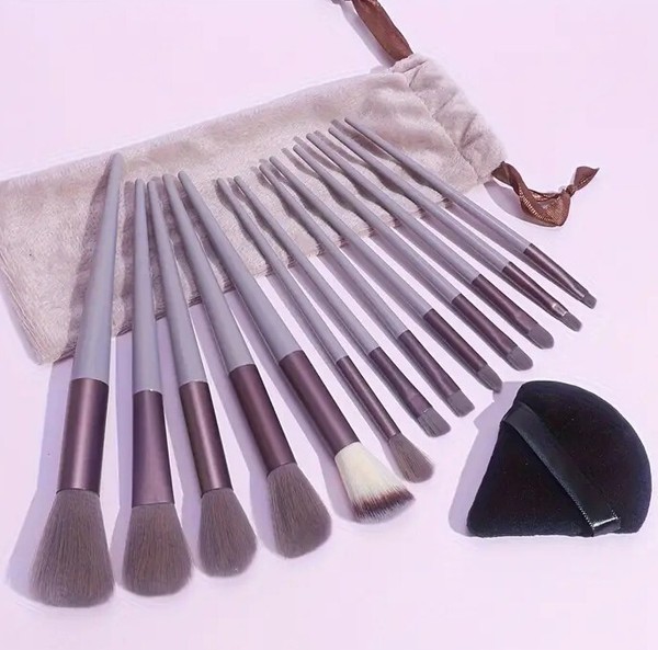 SET DE 13 BROCHAS DE MAQUILLAJE PROFESIONAL, ESPONJA Y BOLSA DE ALMACENAMIENTO