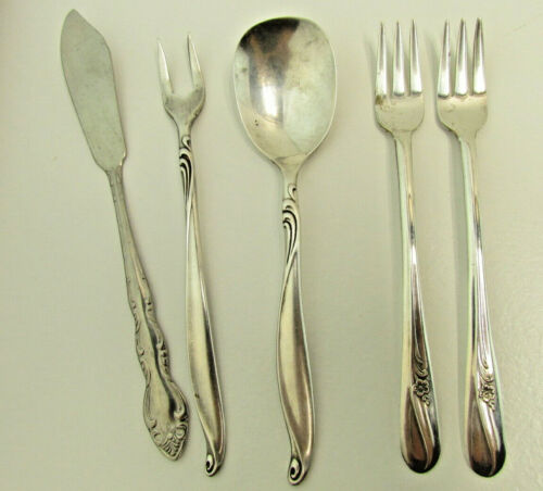 Lot of 5 specialty silver plate silverware Different Markers - Picture 1 of 2