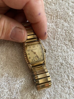 Vintage Bulova 10BT  Watch 17 Jewels Fancy Case