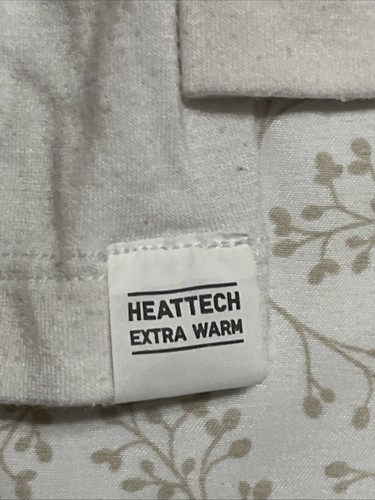 Lot 2 Uniqlo Heattech Extra Warm Girls Size 5-6 & 7-8 Long Sleeve Elsa Anna - Picture 7 of 7