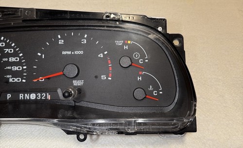 2003-2004 Ford F250 F350 Super Duty Lariat Truck Diesel Speedometer Cluster - Picture 3 of 10