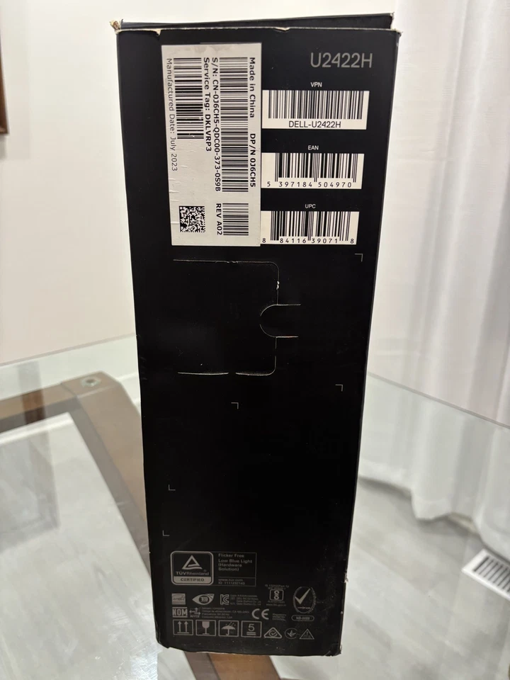 Dell UltraSharp 24 Monitor – U2422H  - Image 2 of 3