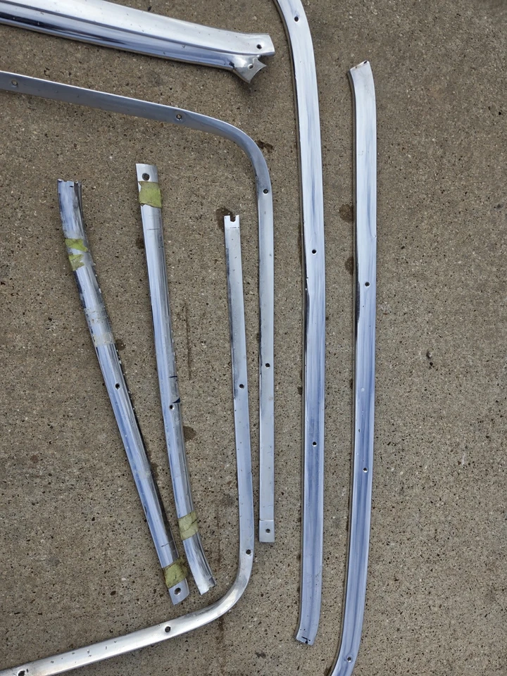 Chevrolet Impala 1963 1964 2 puertas techo rígido y techo interior súper deportivo Foto 3 de 4