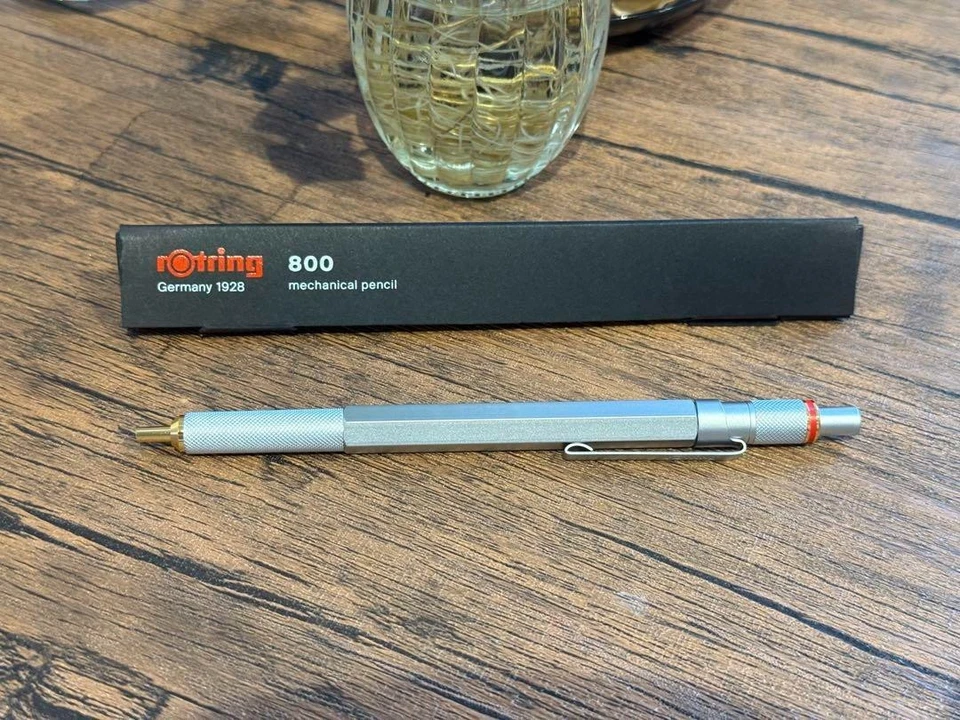 rOtring 800 2.0 毫米 2 毫米银色铅夹拔模铅笔带原装盒 — 第 2/4 张图片