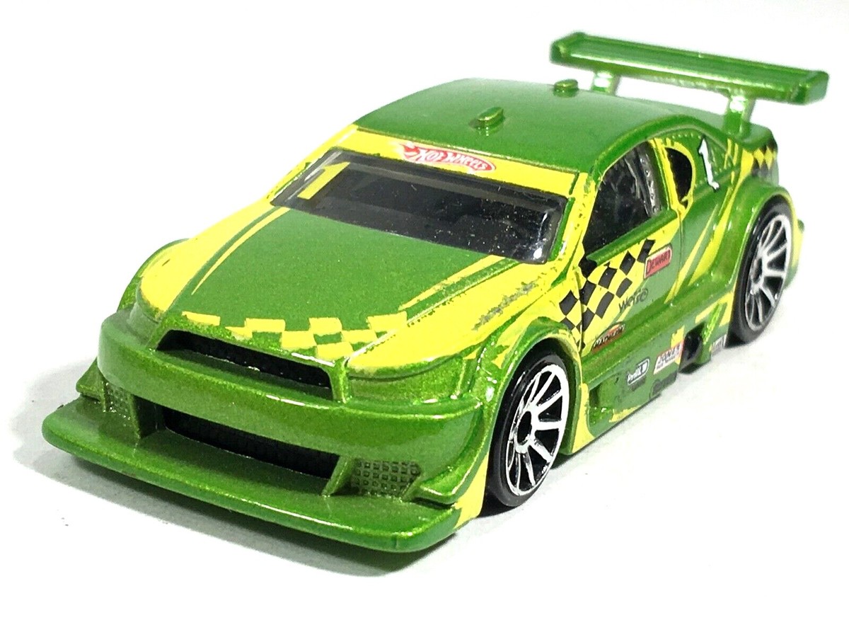 Hot Wheels Amazoom Metalflake Light Green HW New Models Hot Wheels Amazoom Metalflake Light Green HW New Models