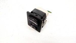 Toyota Corolla 2010 Wing mirror control switch (Exterior Mirror Sw #2052135-47