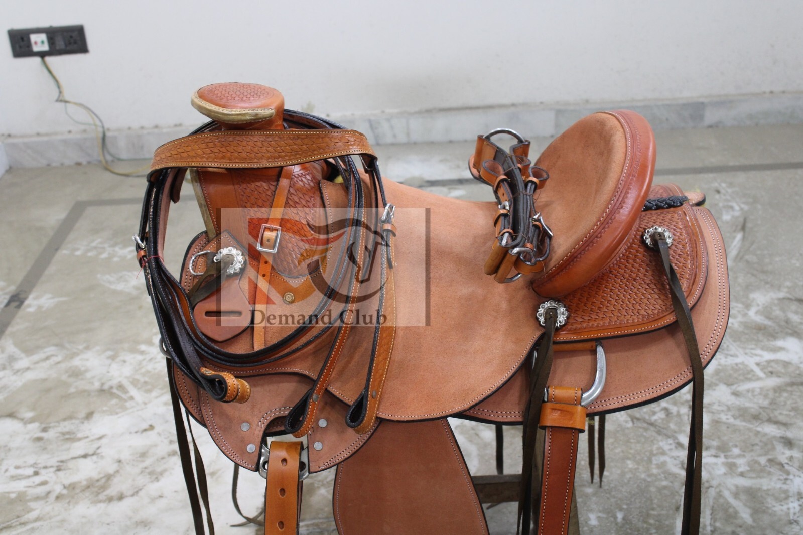 Leather western wade saddle tooled carved leather horse tack eBay