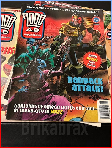 2000 AD 5 x Comic Bundle: Progs 917 923 924 925 & 940 Vintage gebraucht 1990er Jahre #2AD6 - Bild 4 von 6