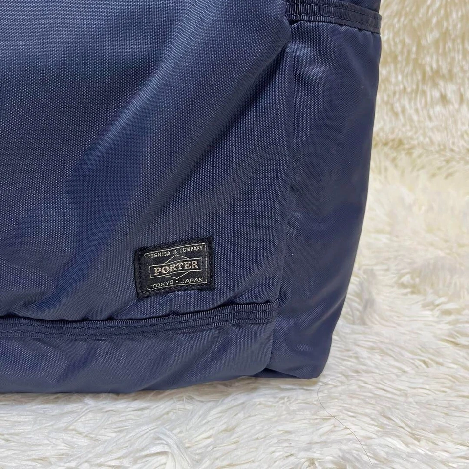 BOLSO DE MANO FLASH YOSHIDA PORTER 689-05948 Azul Marino 50 Nylon Liso USADO de JAPÓN Foto 2 de 4