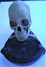 vecchio teschio posacenere in ceramica anni'20'.