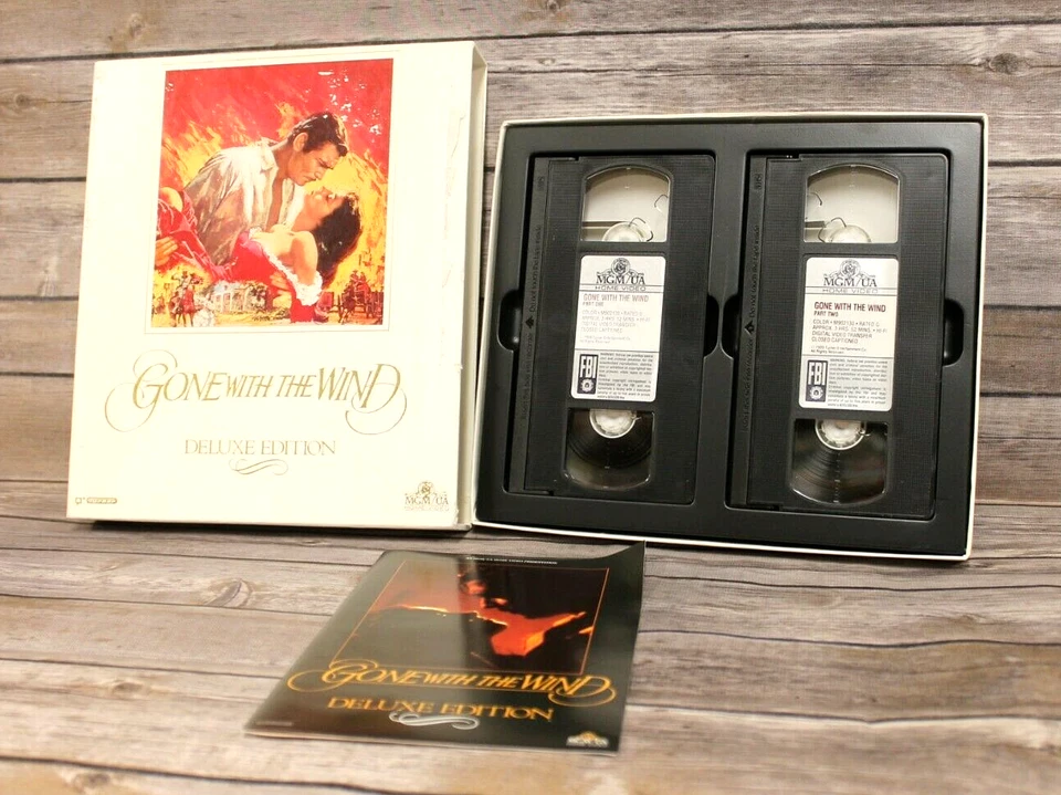 GONE WITH THE WIND VHS DELUXE EDITION BOX SET EXCELLENT CONDITION VINTAGE - Image 2 of 4