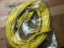 MENCOM Corp. MDC-3YFF-5M  Micro-DC Series CABLE--NEW