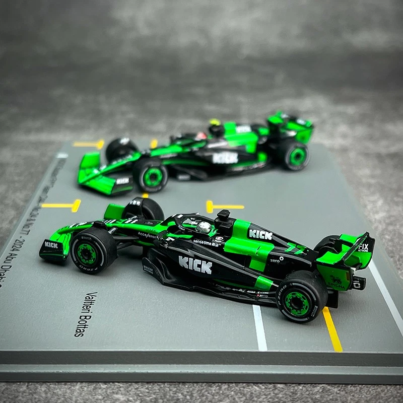 SPARK 1:64 Sauber C44 F1 2024 Abu Dhabi Zhou Guanyu Bottas 2 Car Set Model - Image 2 of 4