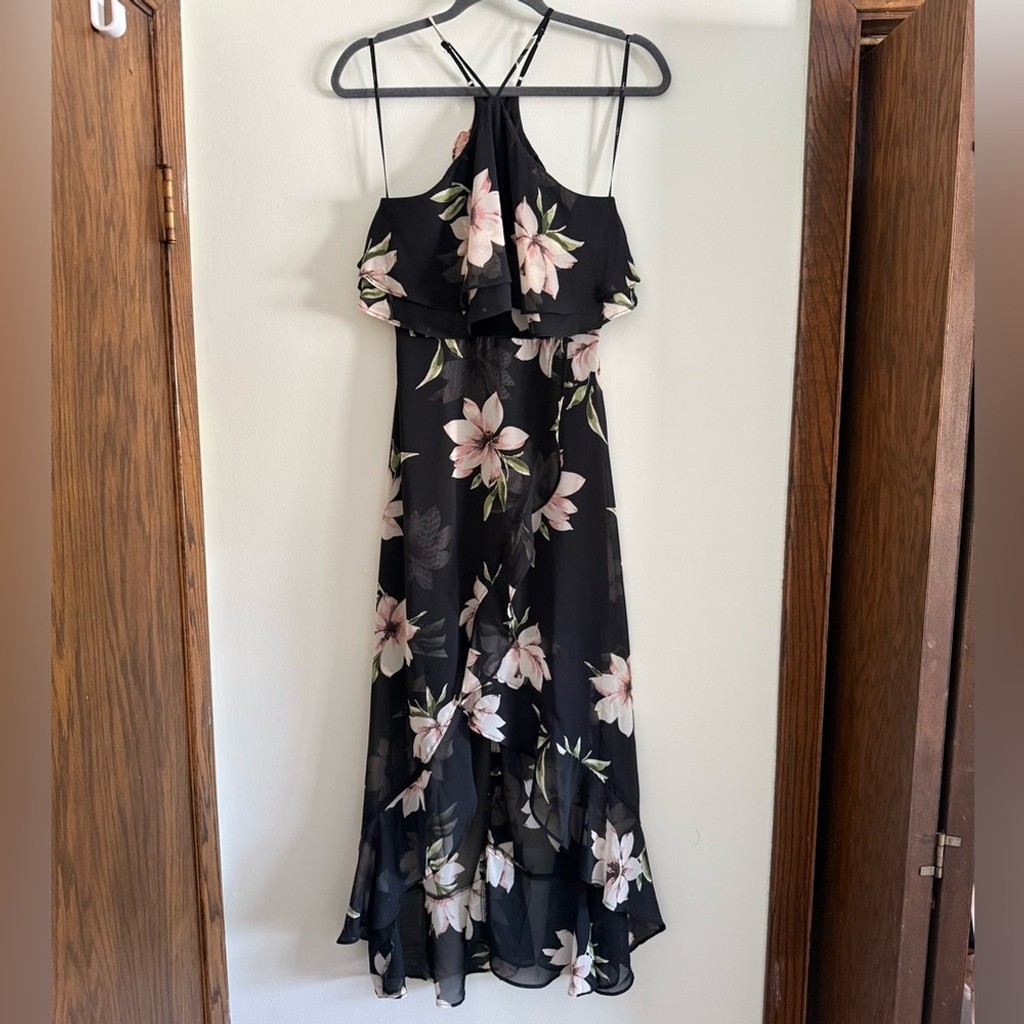 Lulu's Black Floral Halter Dress