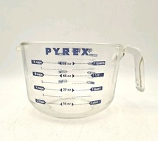 VTG PYREX 8 Cup/2 Quart/ 2000 ml/ 2 Litres/ 64 oz Measuring Cup / Mixing Bowl