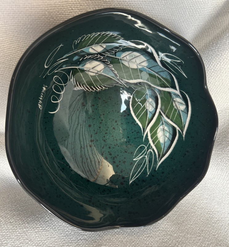 Sasha Brastoff Footed Ceramic Dish Floral Leaf Design Scalloped Edge