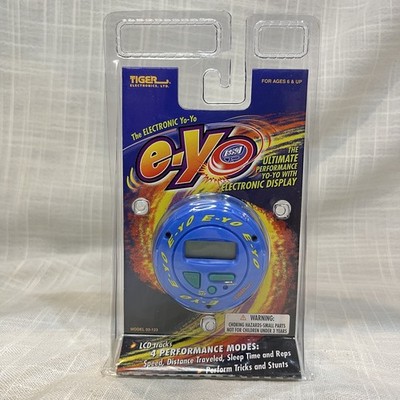 Tiger E-Yo Electronic Yo-Yo Model 03-122-Blue Vintage 1998 Ages 6+ Sealed NOS