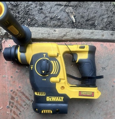 DEWALT DCH273NT-XJ 18V Cordless Hammer Drill