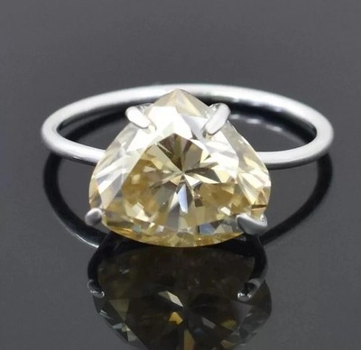5 Karat Champagner Behandelt Diamantring Trillion Schliff VVS1 Zertifiziert!