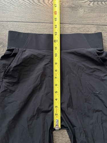 Pantalone Nike donna piccolo nero logo leggero corsa palestra allenamento joggers usato in ottime condizioni - Foto 11 di 14