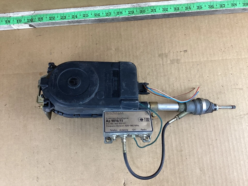 1994-2002 Mercedes-Benz 500SL S500 SL500 Power Antenna w/ Adapter 822932011 OEM - Image 4 of 4