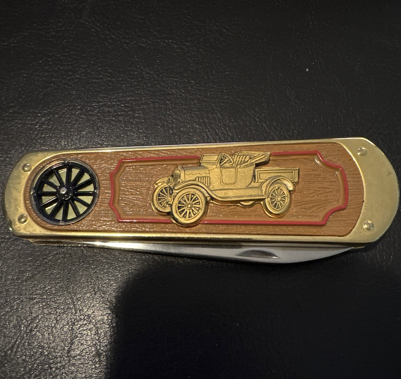 Ford Model T Gold/Red/Black Pocketknife 1-Blade Stainless Clip Slipjoint