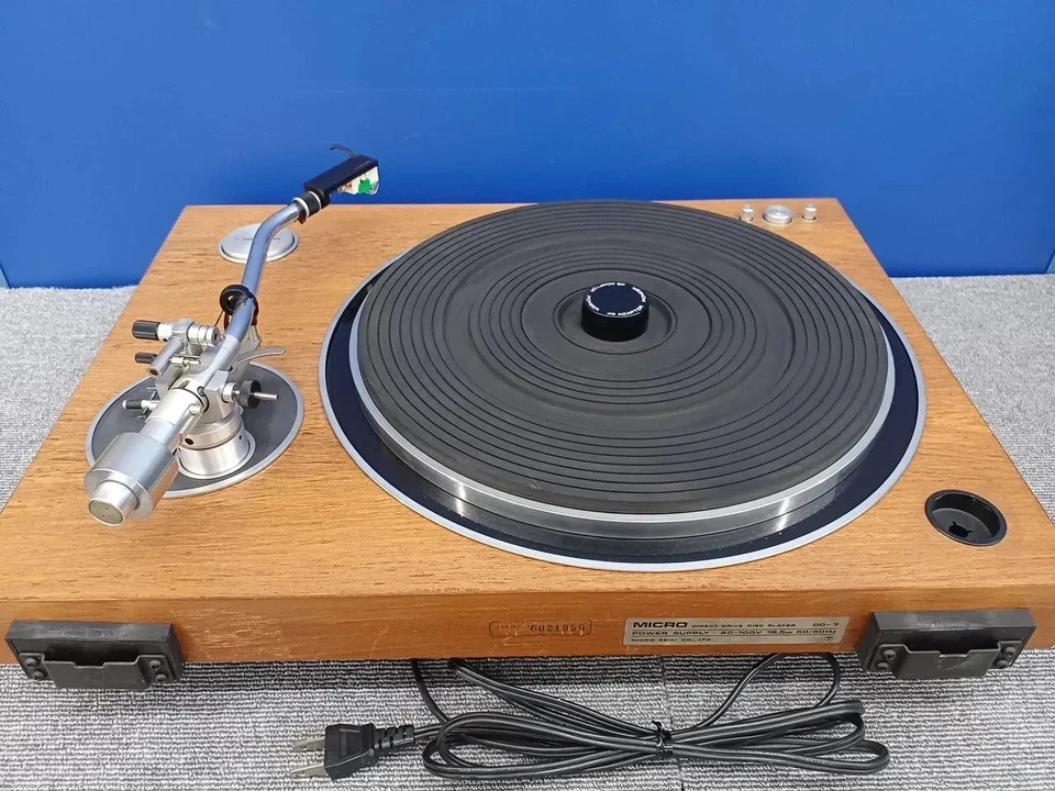 Reproductor de discos Micro Seiki DD-7 Audiophile Direct Drive vintage AC100V Foto 3 de 4