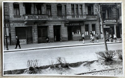 orig. Foto AK Berlin um 1946 Zerstörtes Haus Gebäude Laden Geschäft