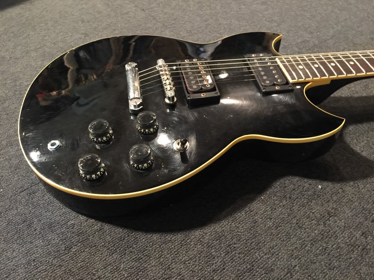 Electric Guitar Yamaha SG 510 Black Made in Japan Vintage SN Electric Guitar Yamaha SG 510 Black Made in Japan Vintage SN