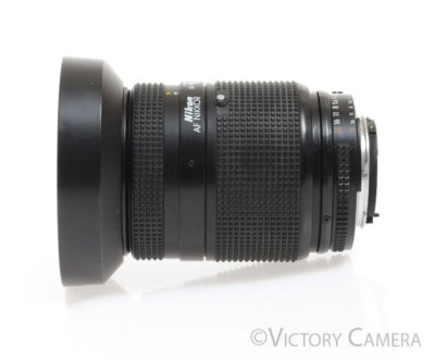 Nikon Nikkor 35-70mm f2.8 AF-D Fast Autofocus Lens (Slight Haze