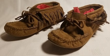 Youth Moccasin Textile Upper Faux Fur Upper tag S 13/1  See photos