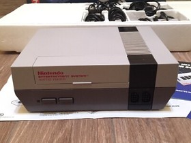 NINTENDO NES SUPER SET PAL ITA BOXATA + SUPER MARIO BROS + TETRIS + WORLD CUP